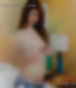 Andy97483 looking for someone to fuck my wife