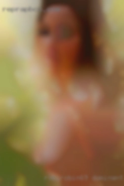 RobiRobin69 dominant women looking for slaves