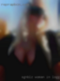 Sgnblz woman in logging