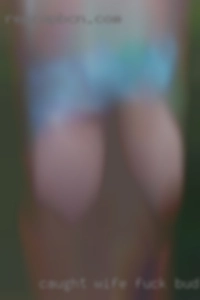 caught wife fuck buddy